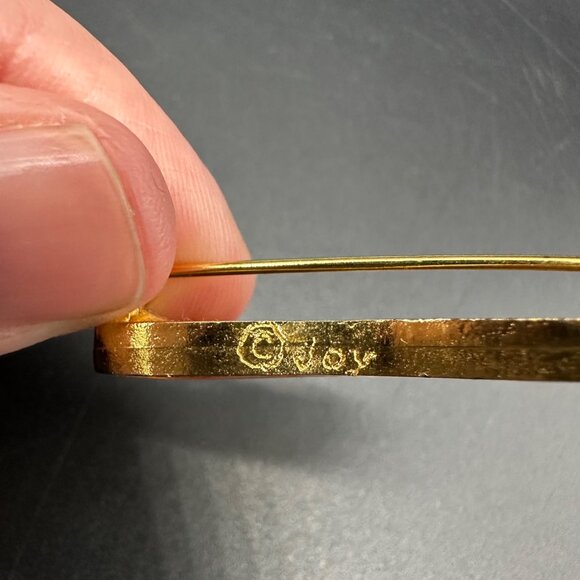 Vintage Signed Joy Resin Plique A Jour Stained Glass Foot Brooch Pin 1960s Gold - Picture 5 of 7